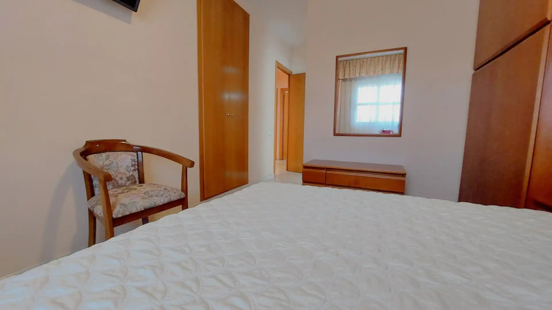 Dormitori de Casa adosada en venda en Viladecavalls amb Aire condicionat, Calefacció i Jardí privat