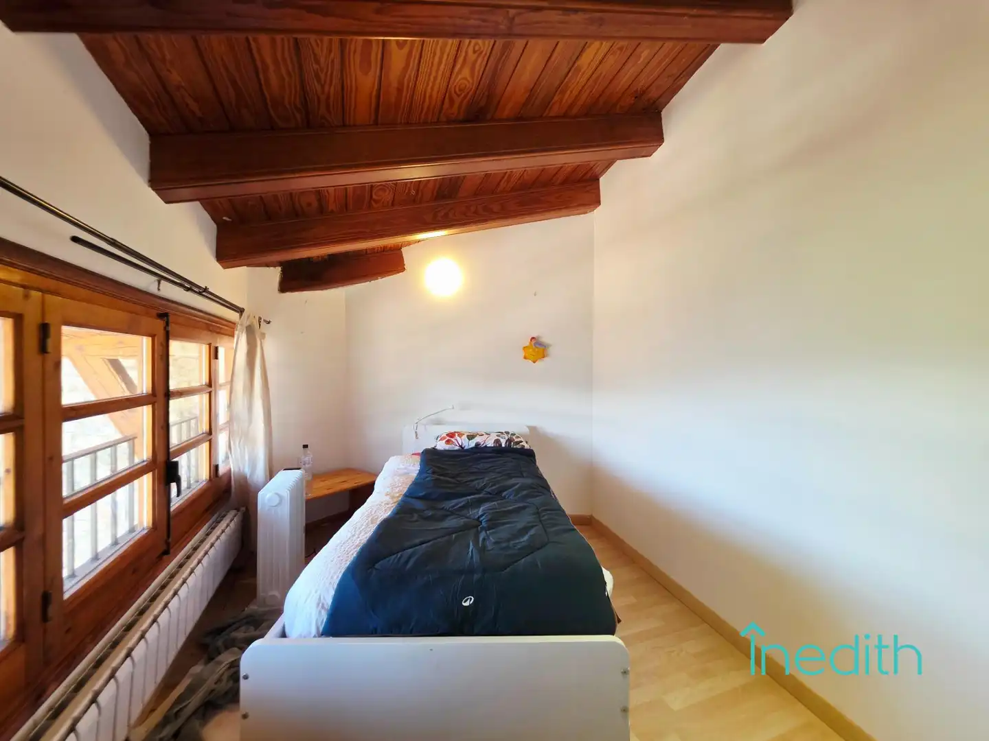 Dormitori de Casa o xalet en venda en El Pont de Bar amb Aire condicionat, Jardí privat i Terrassa