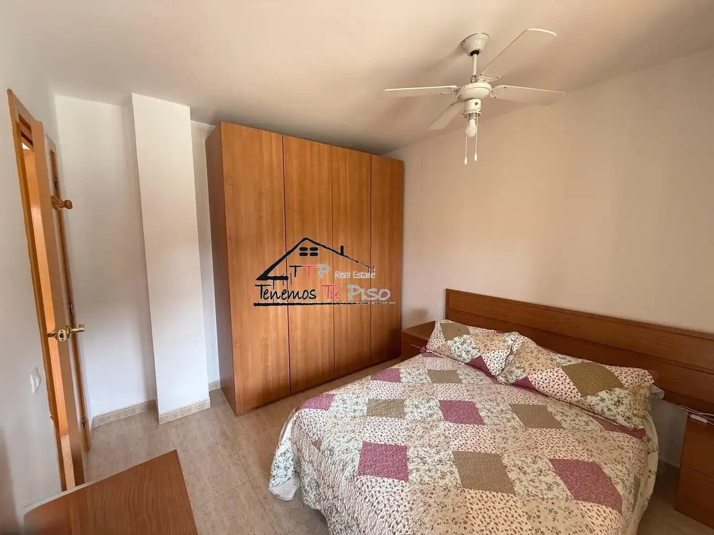 Habitación de Apartamento en venta en Benicarló con Terraza, Trastero y Amueblado