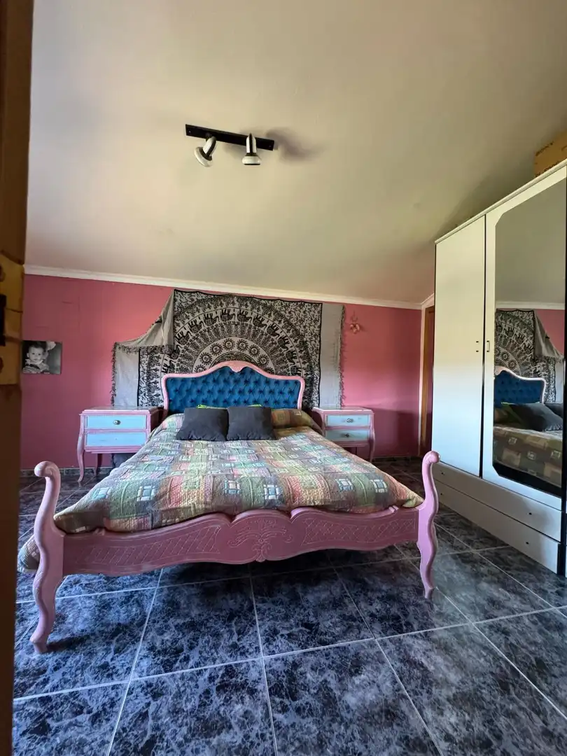 Dormitori de Casa adosada en venda en Alcañiz amb Terrassa, Traster i Piscina comunitària