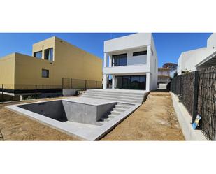 Exterior view of House or chalet to rent in Pineda de Mar