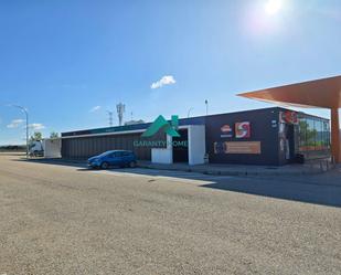 Exterior view of Premises to rent in Meco  with Air Conditioner and Furnished