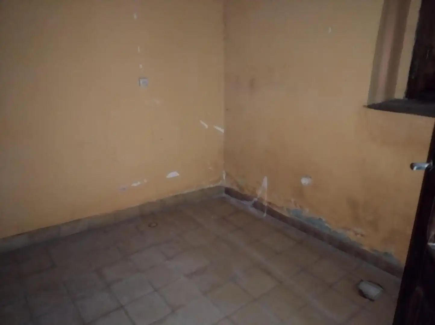 Bedroom of Houses for sale in Laguna de Negrillos  with Private garden