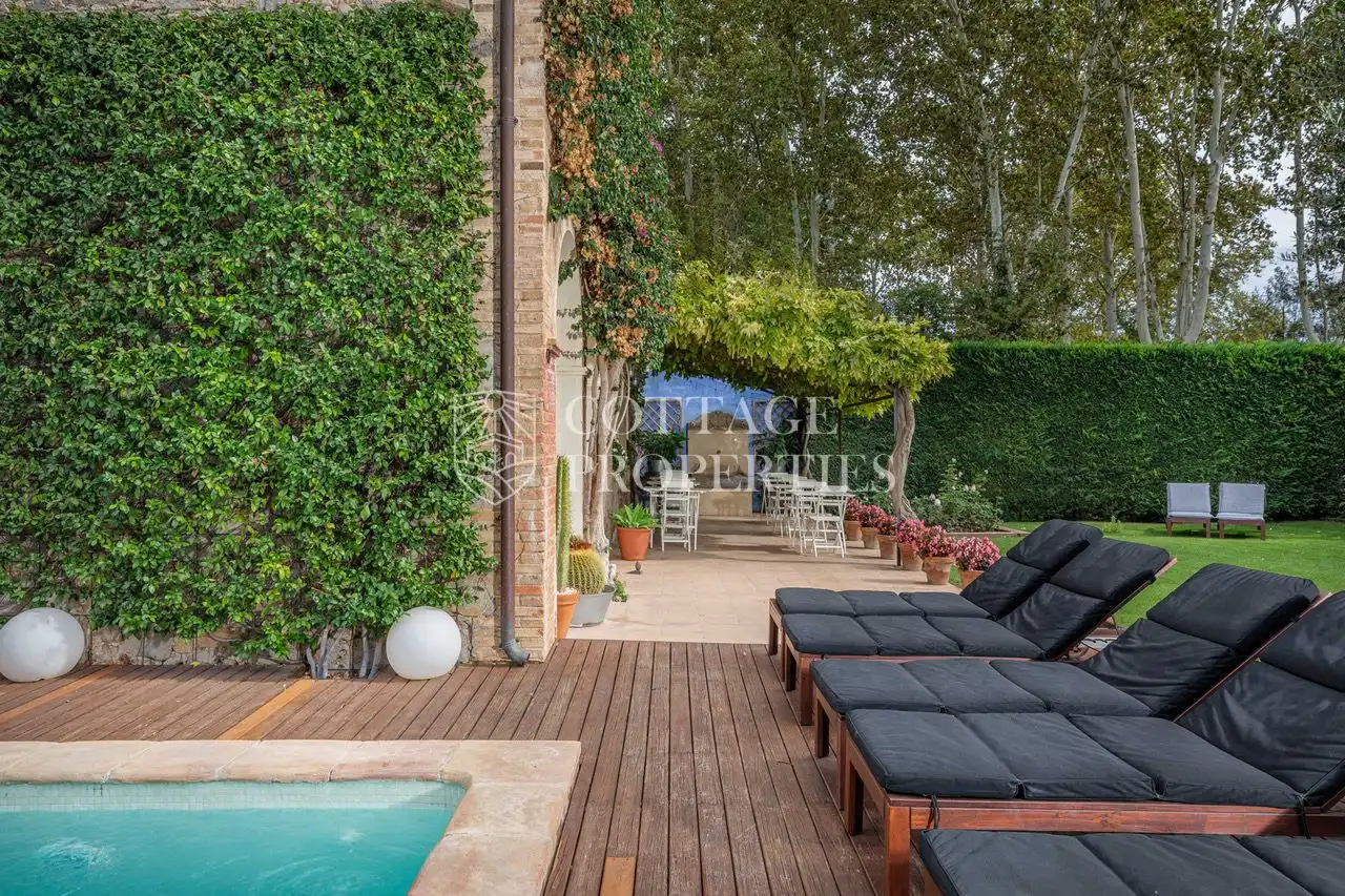 Terraza de Finca rústica en venta en Torroella de Fluvià con Aire acondicionado, Jardín privado y Terraza
