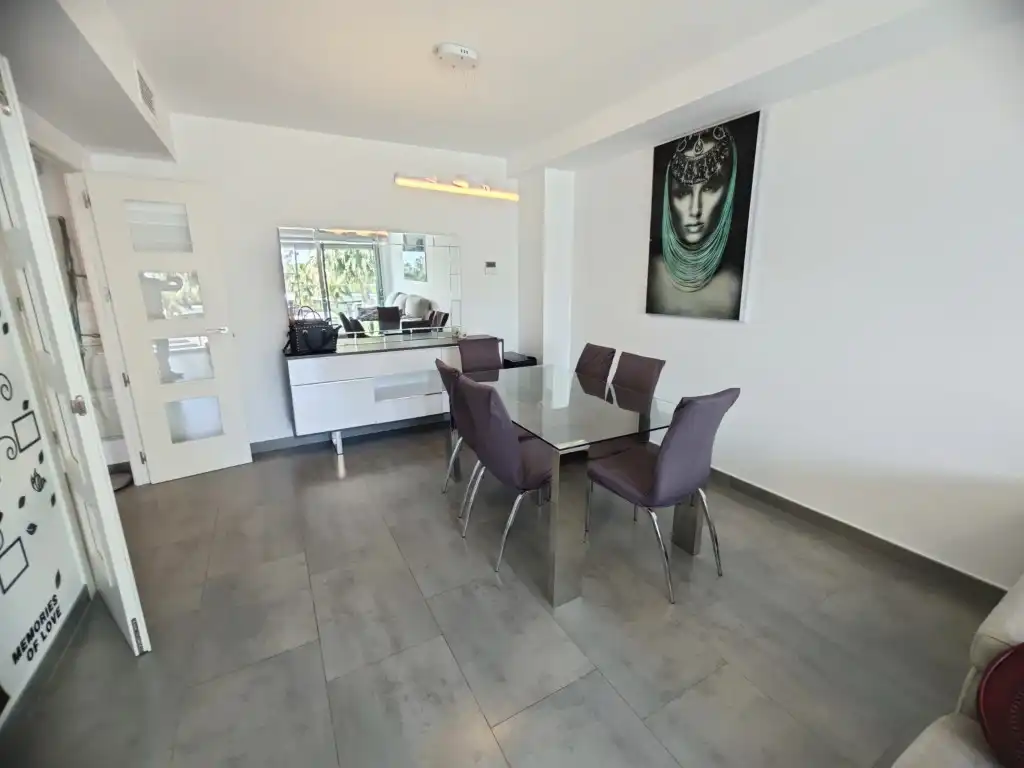 Apartament en venda a Calle Pico Alcazaba, imagen 5