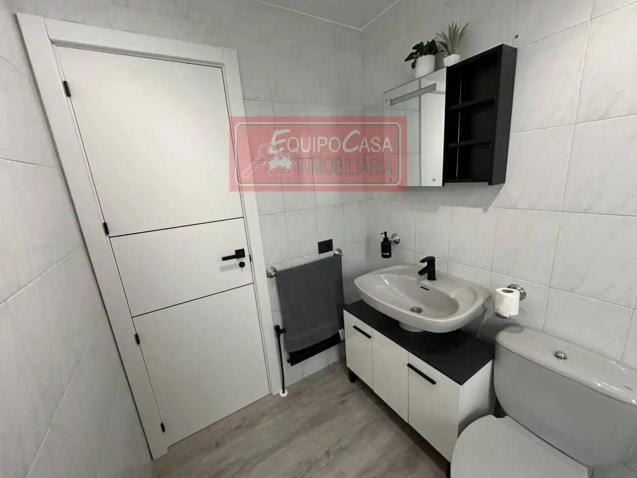 Apartamento en venta en Recatelo - O Carme
