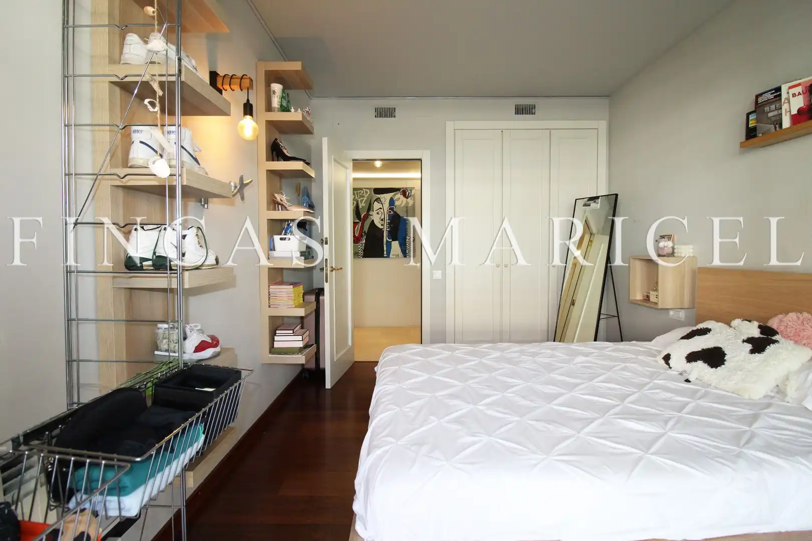 Bedroom of Flat for sale in Sitges  with Air Conditioner, Heating and Storage room