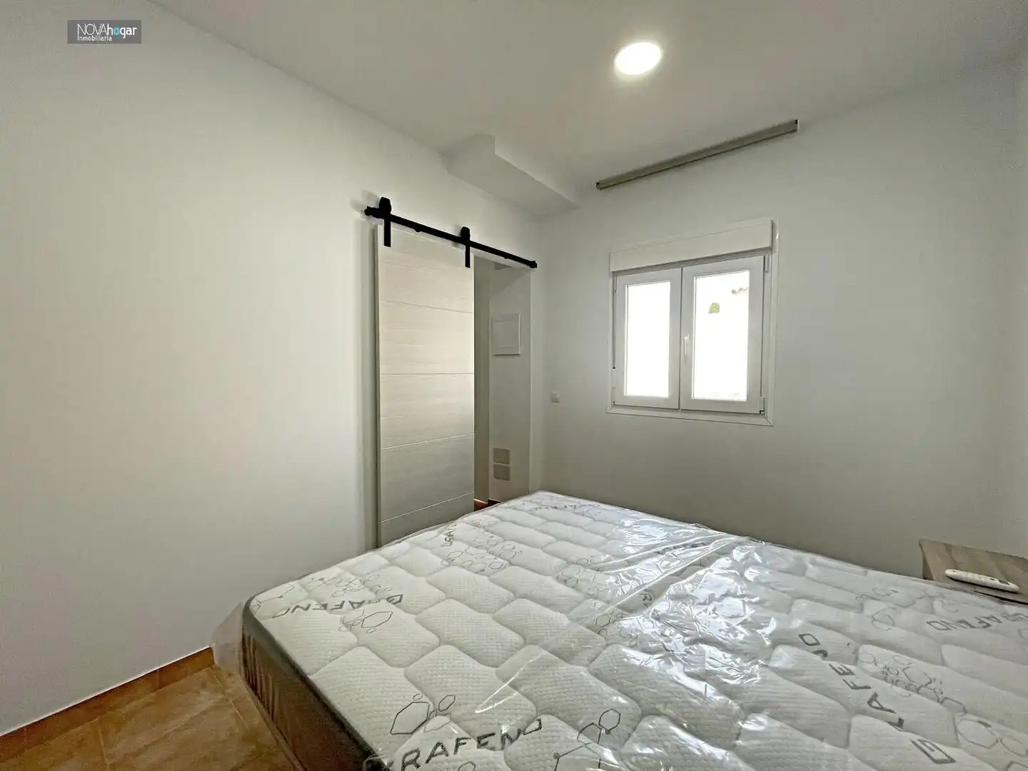 Habitación de Piso de alquiler en Málaga con Aire acondicionado, Calefacción y Amueblado