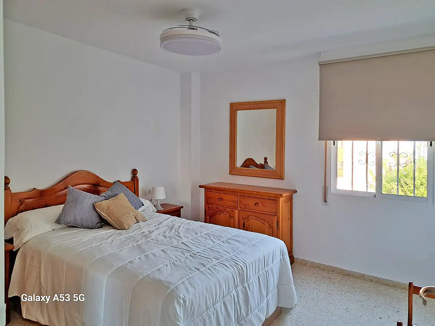 Dormitori de Pis de lloguer en Benalmádena amb Aire condicionat, Jardí privat i Terrassa