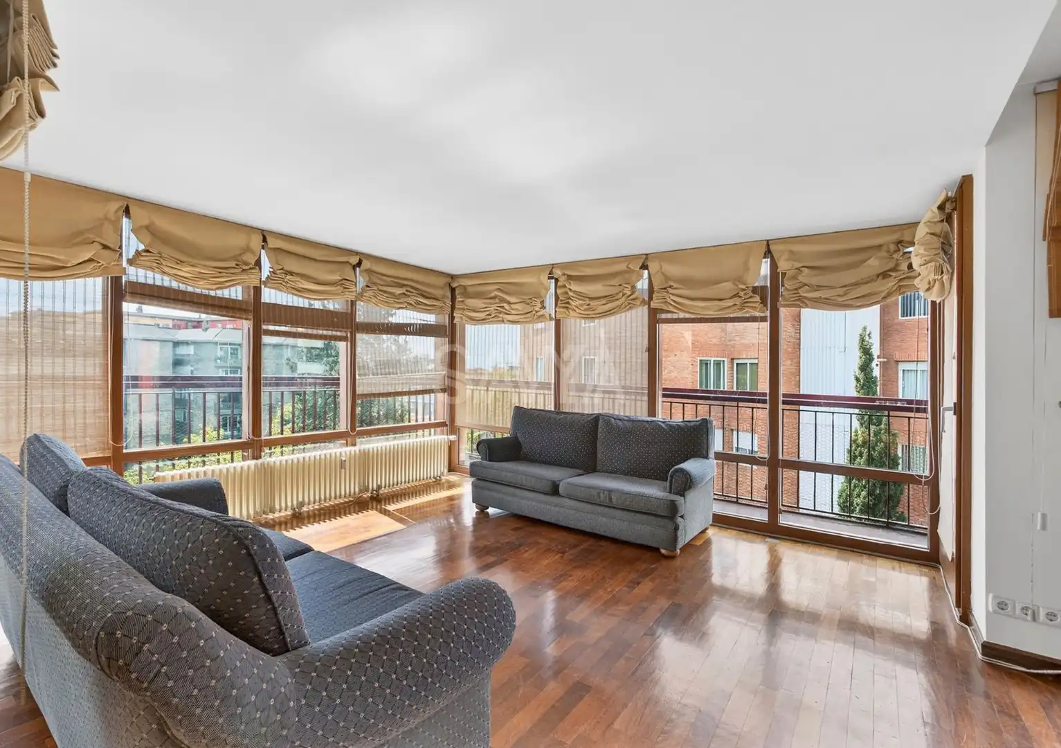 Living room of Attic for sale in Barcelona  with Terrace, Storage room and Swimming Pool