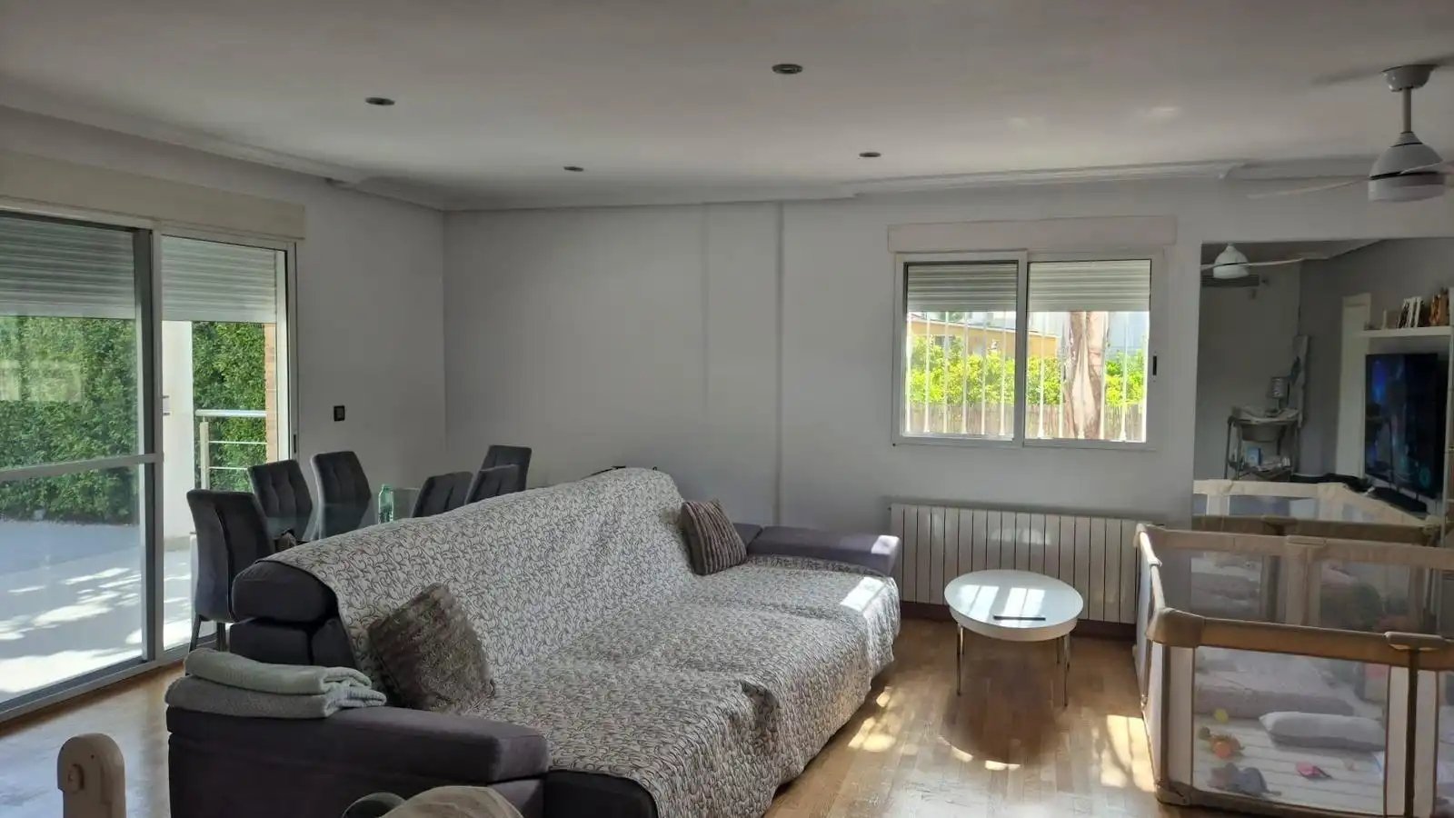 Living room of Houses for sale in Murcia  with Air Conditioner, Heating and Parquet flooring