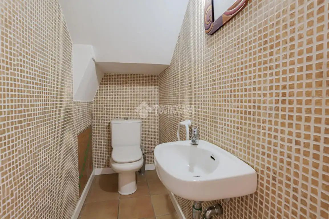 Baño de Casa adosada en venta en Terrassa con Aire acondicionado, Terraza y Trastero