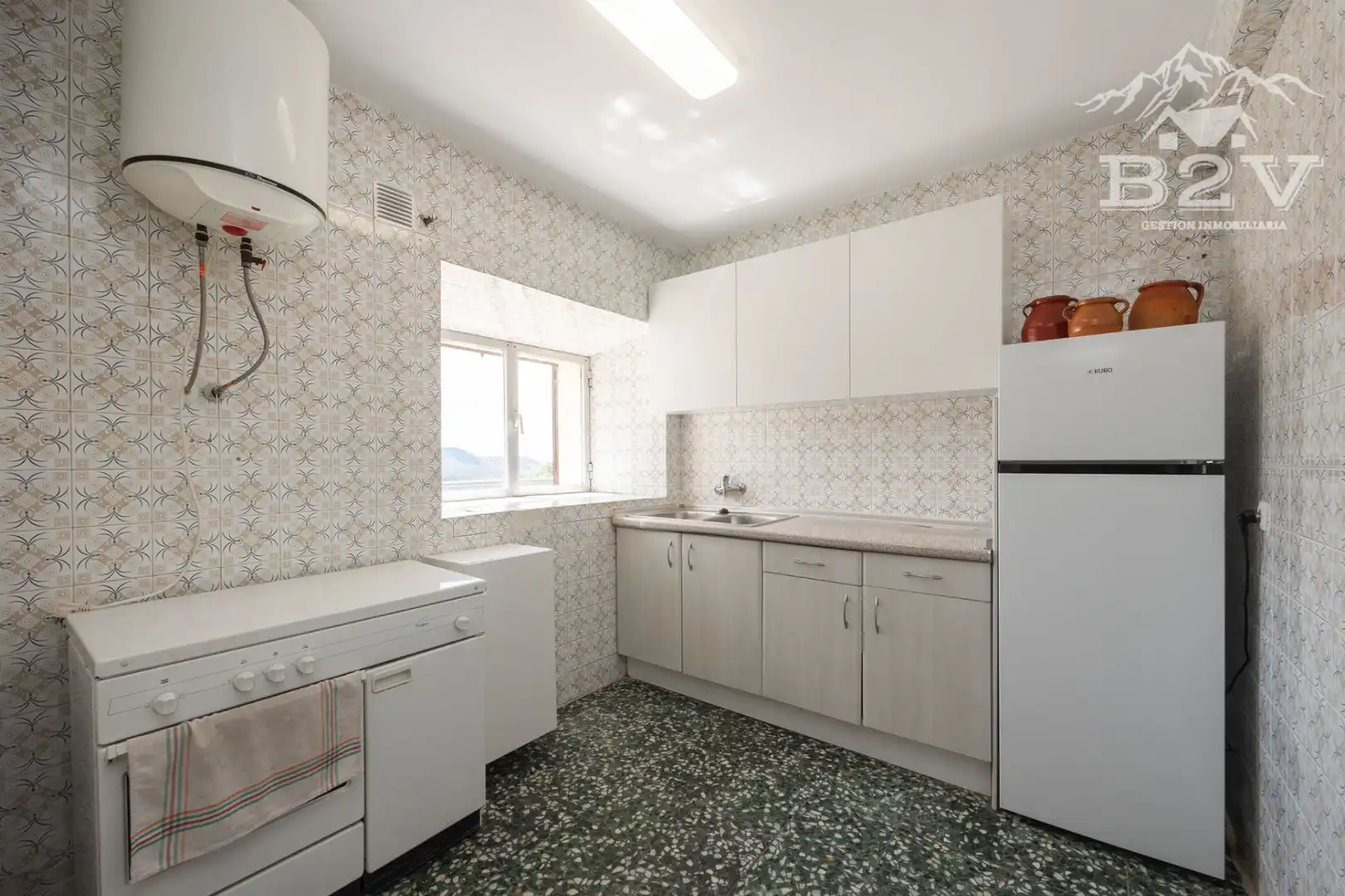 Cuina de Casa o xalet en venda en Robregordo amb Calefacció i Traster
