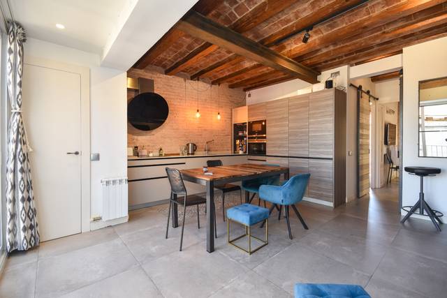 Apartamento en Venta en El Poble Sec - Parc de Montjuïc
