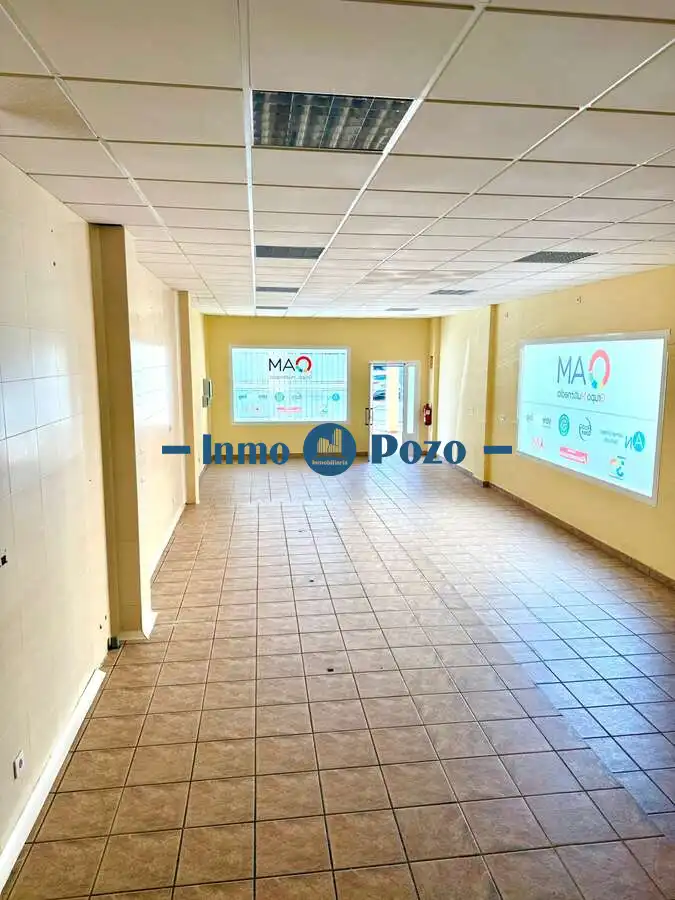 Local comercial en venda a republica de cuba, imagen 2