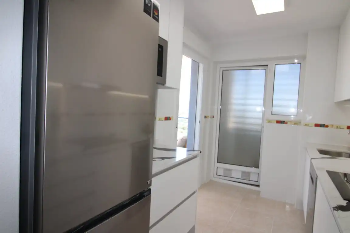 Küche von Wohnung zum Verkauf in Villajoyosa / La Vila Joiosa mit Klimaanlage, Terrasse und Abstellraum