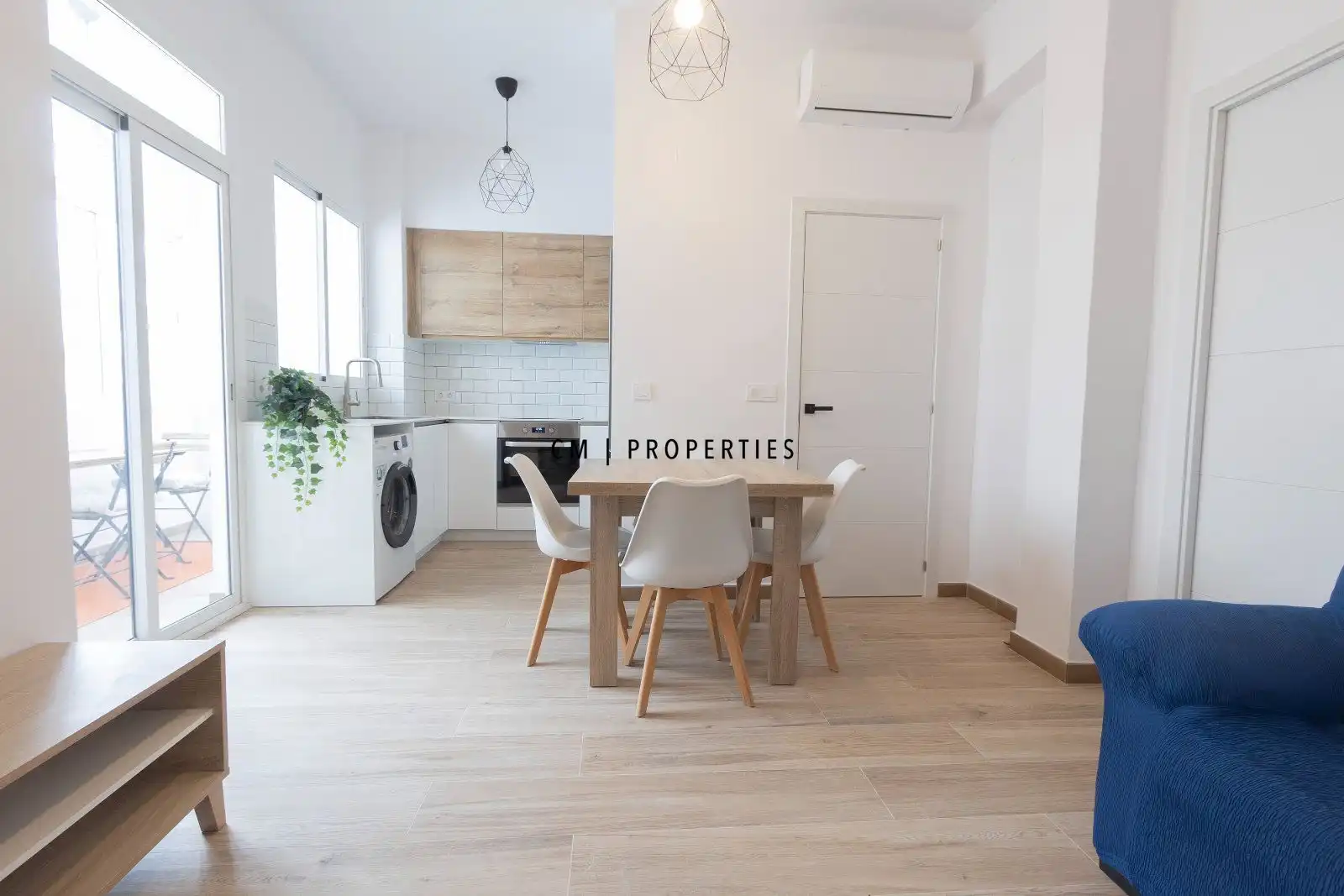 Kitchen of Flat for rent in Valencia  with Air Conditioner, Heating and Terrace