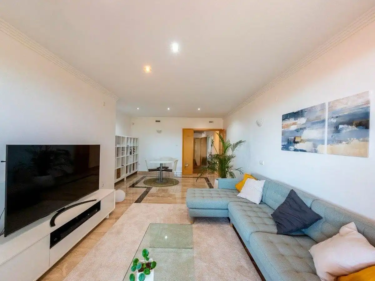 Apartament amb piscina en venda a Selwo, imagen 6