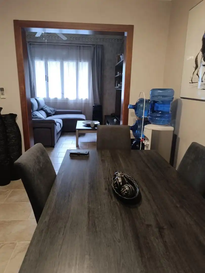 Wohnzimmer von Einfamilien-Reihenhaus zum Verkauf in Reus mit Heizung