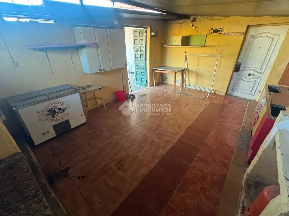 Finca rústica en venda en Badajoz amb Traster i Moblat