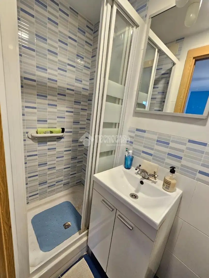 Baño de Casa adosada en venta en Madrid con Calefacción