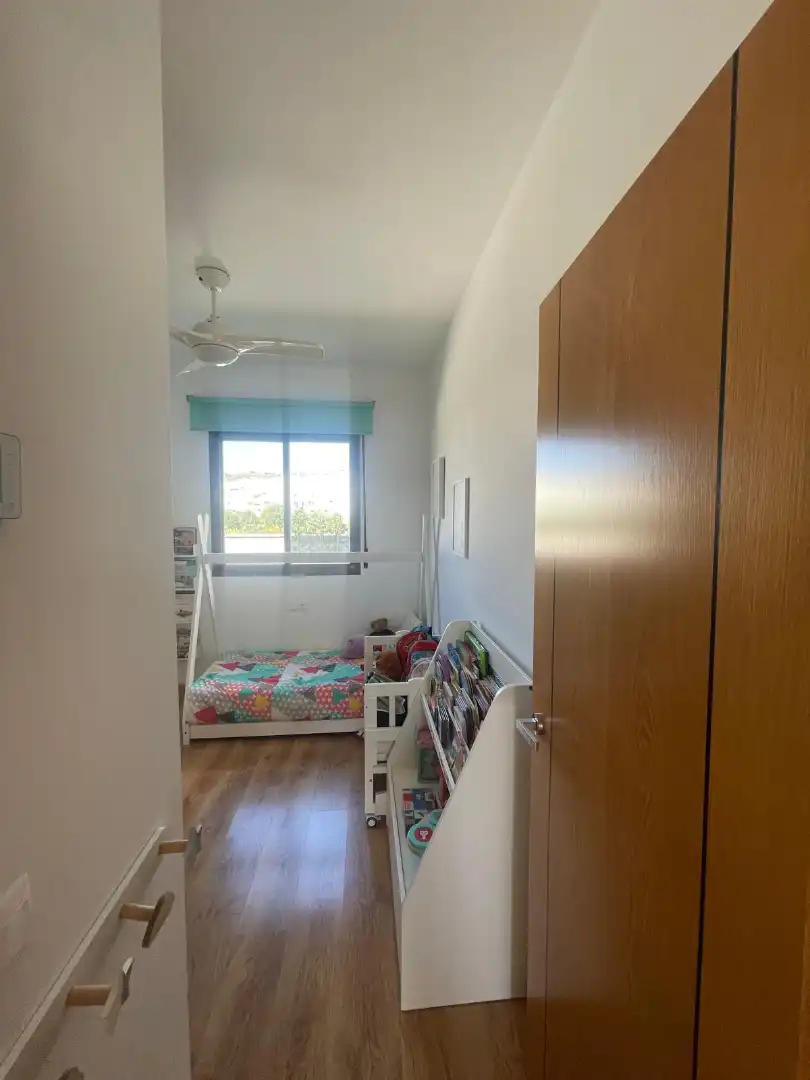 Dormitori de Àtic de lloguer en Málaga amb Aire condicionat, Jardí privat i Terrassa