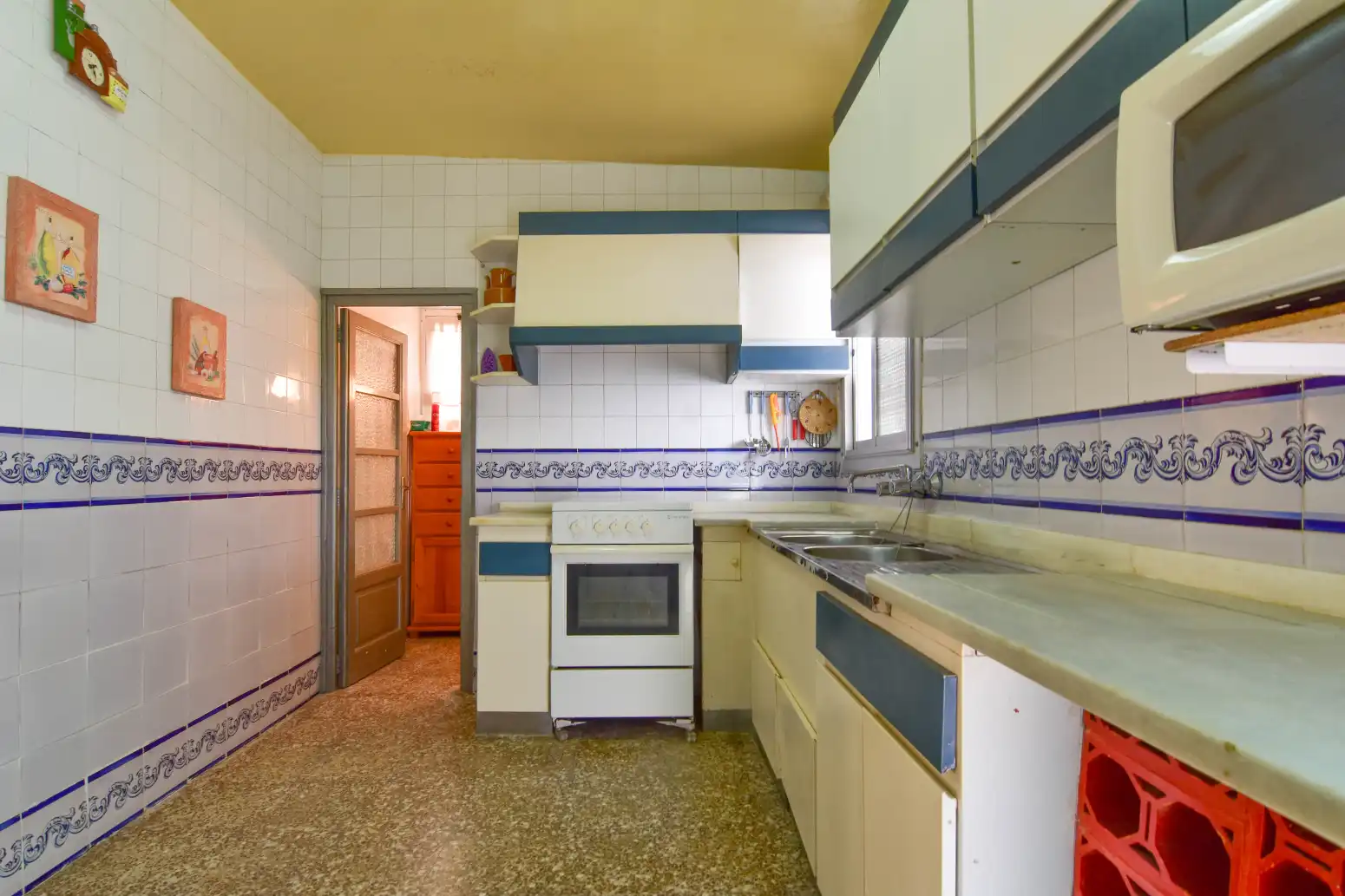Cuina de Casa o xalet en venda en Marines amb Aire condicionat, Terrassa i Balcó