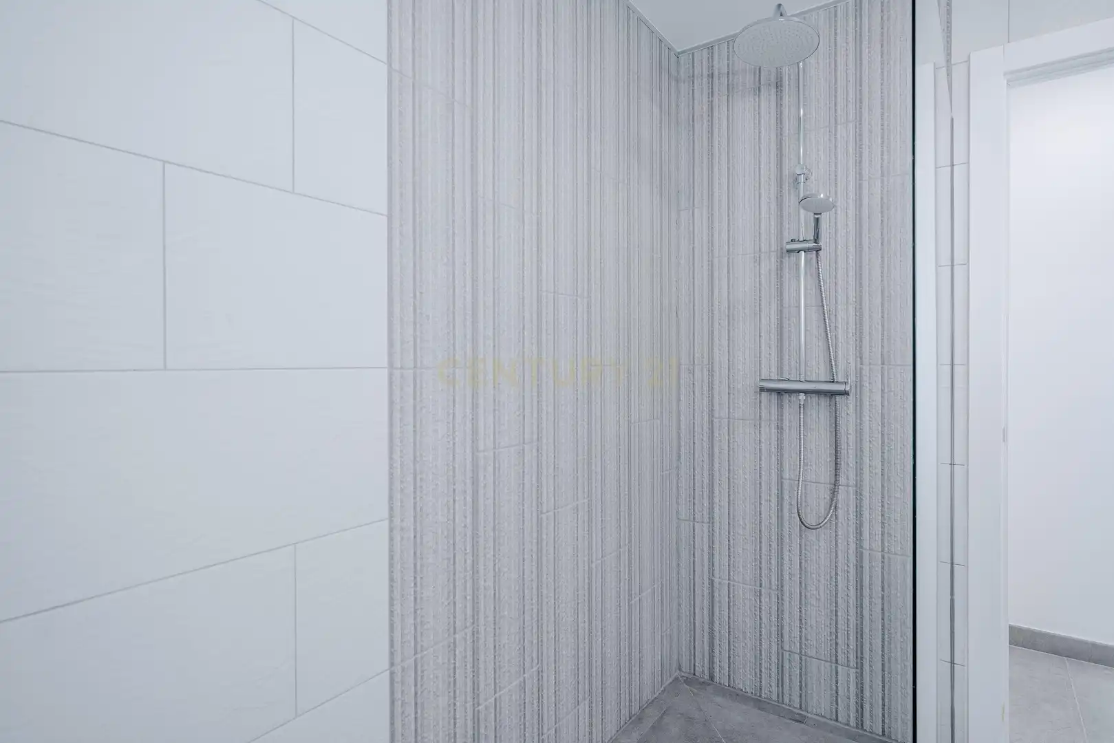Bany de Apartament en venda en Calpe / Calp amb Aire condicionat, Jardí privat i Traster