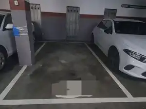 Aparcament de Dúplex en venda en Gijón  amb Calefacció, Parquet i Terrassa