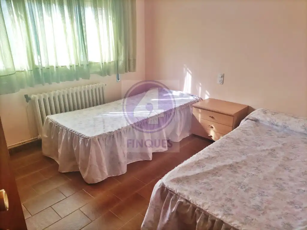 Habitación de Casa o chalet en venta en Llagostera con Piscina