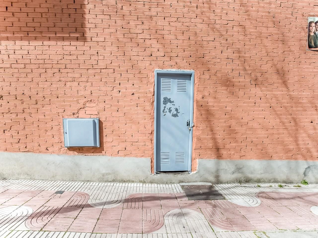 Local en venda a Nardos, 137, Valderas - Los Castillos