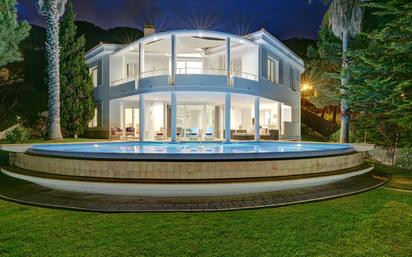 Swimming pool of House or chalet for sale in Lloret de Mar  with Air Conditioner, Terrace and Swimming Pool