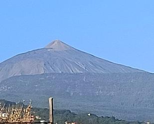 Vista exterior de Àtic en venda en La Orotava amb Terrassa