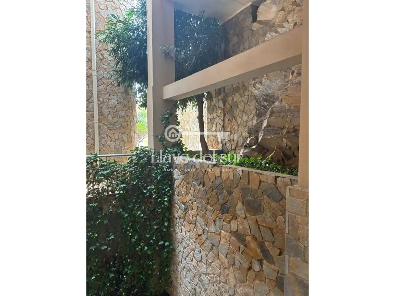 Jardín de Piso en venta en Águilas con Trastero, Balcón y Piscina comunitaria