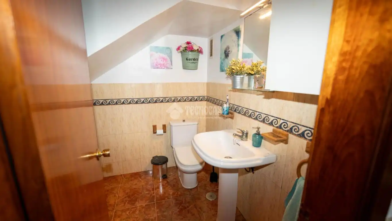 Bathroom of Attic for sale in Telde  with Terrace and Balcony