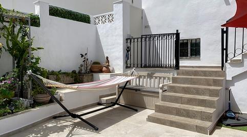 Foto 3 de Casa adosada en venda a Las Lomas, Estepona