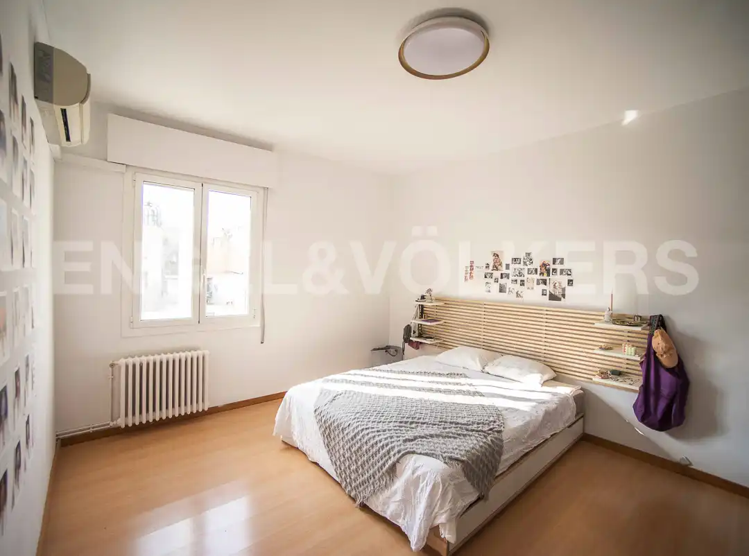 Living room of Flat for rent in Barcelona  with Air Conditioner, Heating and Parquet flooring