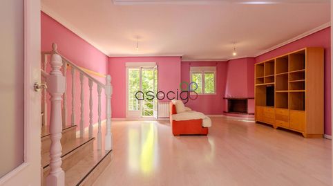 Foto 4 de Casa adosada en venta en Jose Antonio Ochaita, Estación - Los Manantiales, Guadalajara Capital