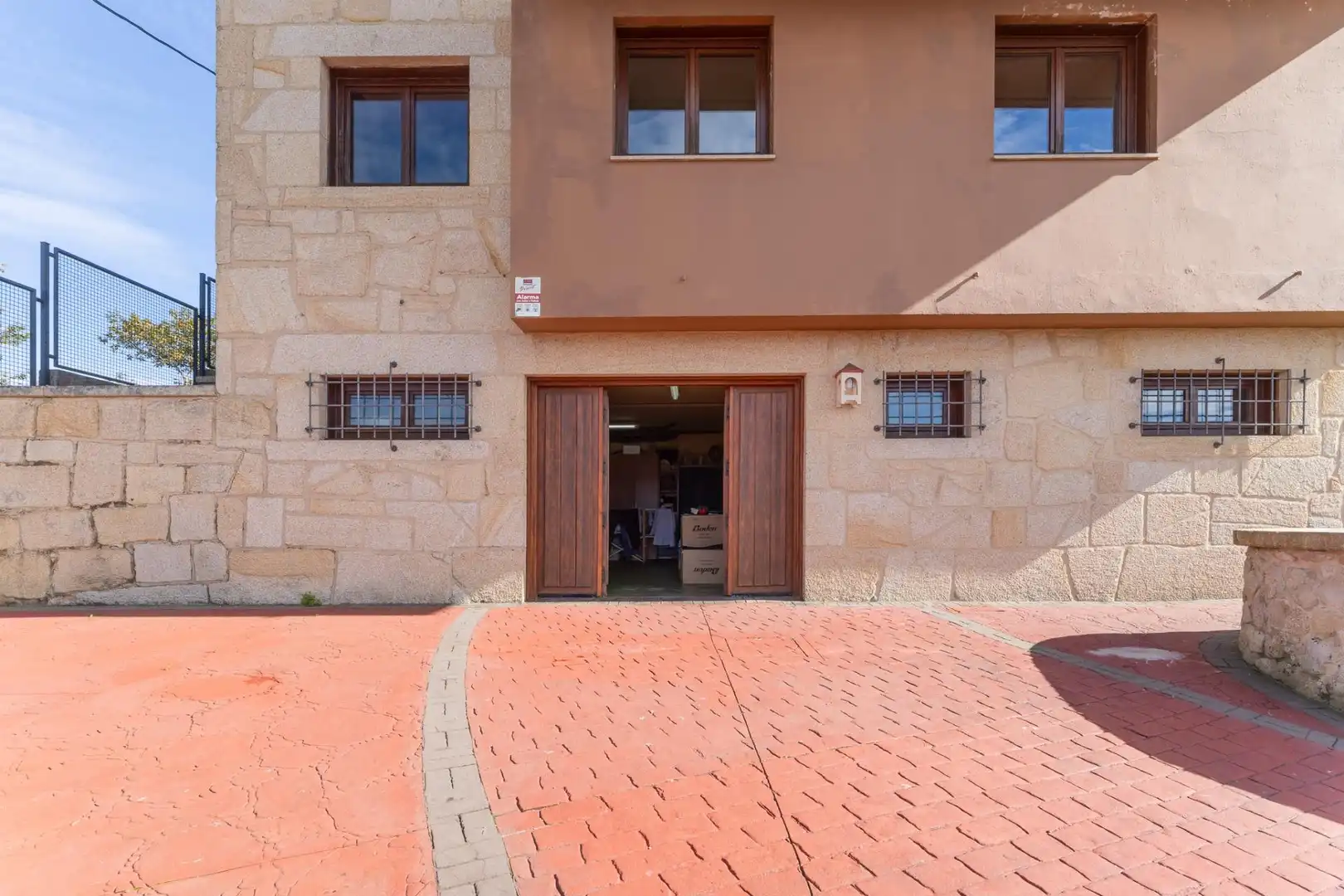 Vista exterior de Casa o chalet en venta en A Cañiza   con Calefacción, Jardín privado y Terraza