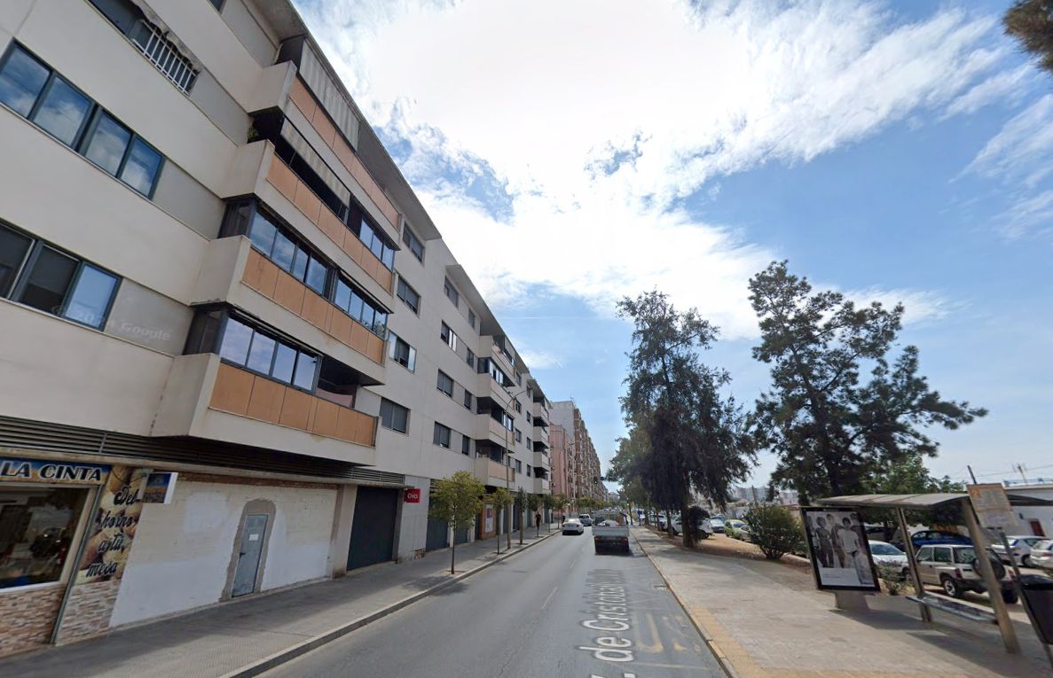 Vista exterior de Pis en venda en  Huelva Capital