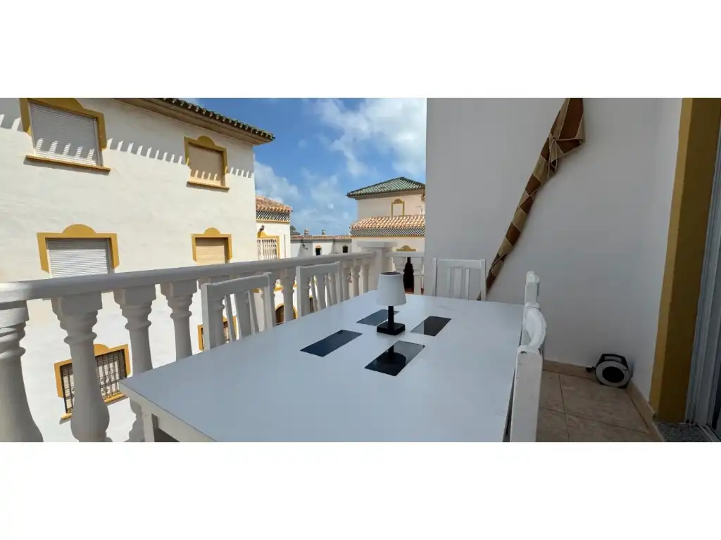 Maisonette zum Verkauf in Calle Adelfas, Cañada del Molino