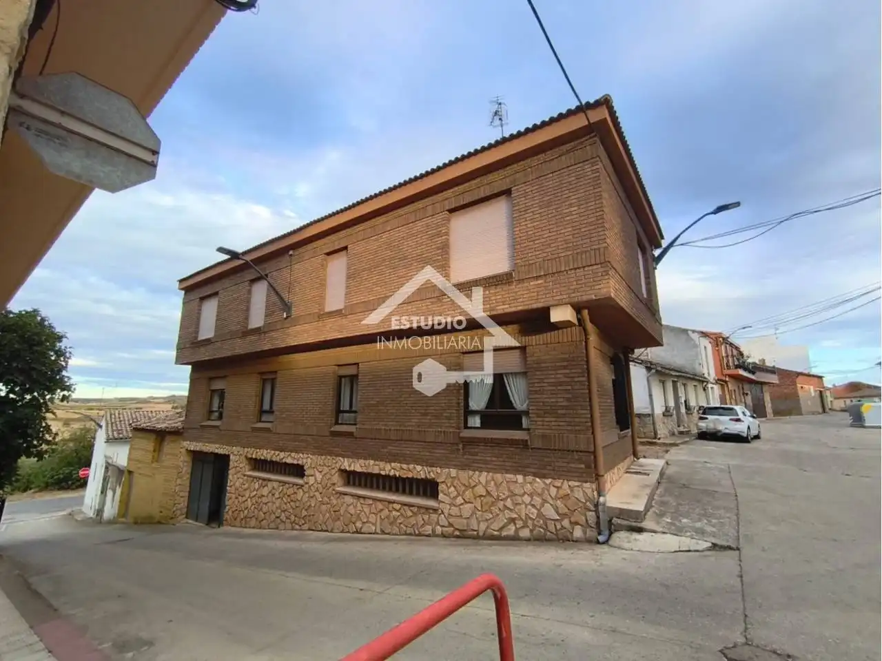 Vista exterior de Casa o chalet en venta en Mendavia con Amueblado