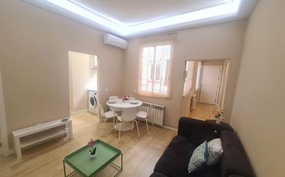 Living room of Flat to rent in  Madrid Capital  with Air Conditioner