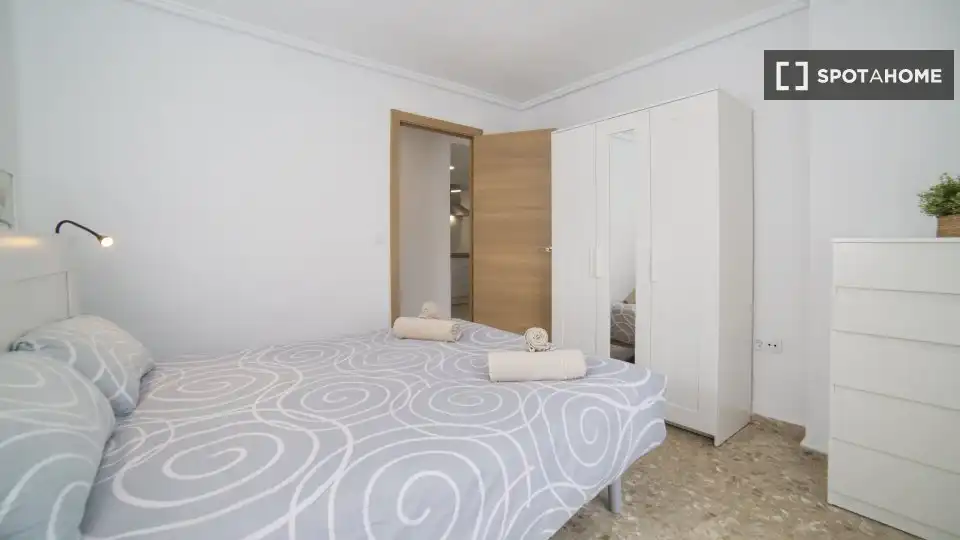 Habitación en El Cabanyal - El Canyamelar