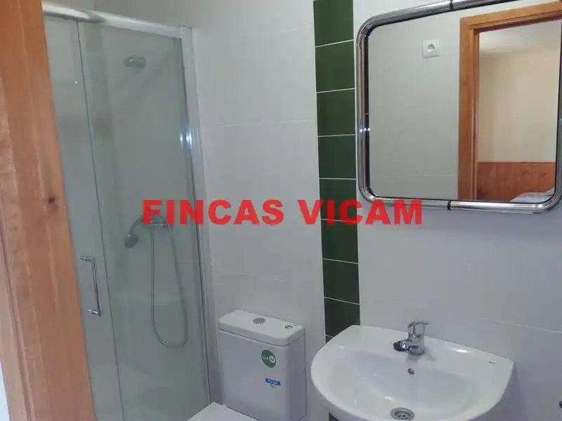 Bany de Finca rústica en venda en Agüero amb Calefacció, Jardí privat i Terrassa