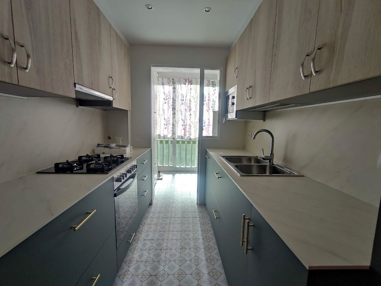 Kitchen of Flat to rent in  Barcelona Capital  with Air Conditioner, Parquet flooring and Terrace