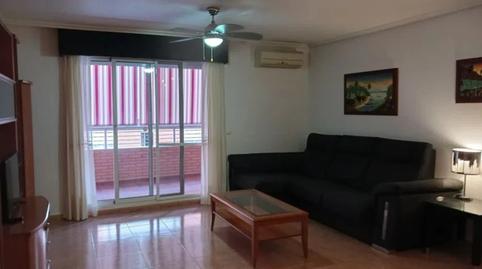 Foto 3 de Piso de alquiler en Altozano - Conde Lumiares, Alicante / Alacant