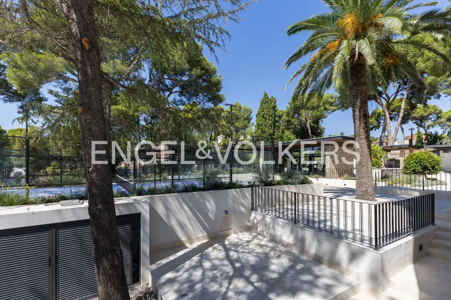 Casa o xalet de lloguer a Avinguda Acàcies, Campolivar