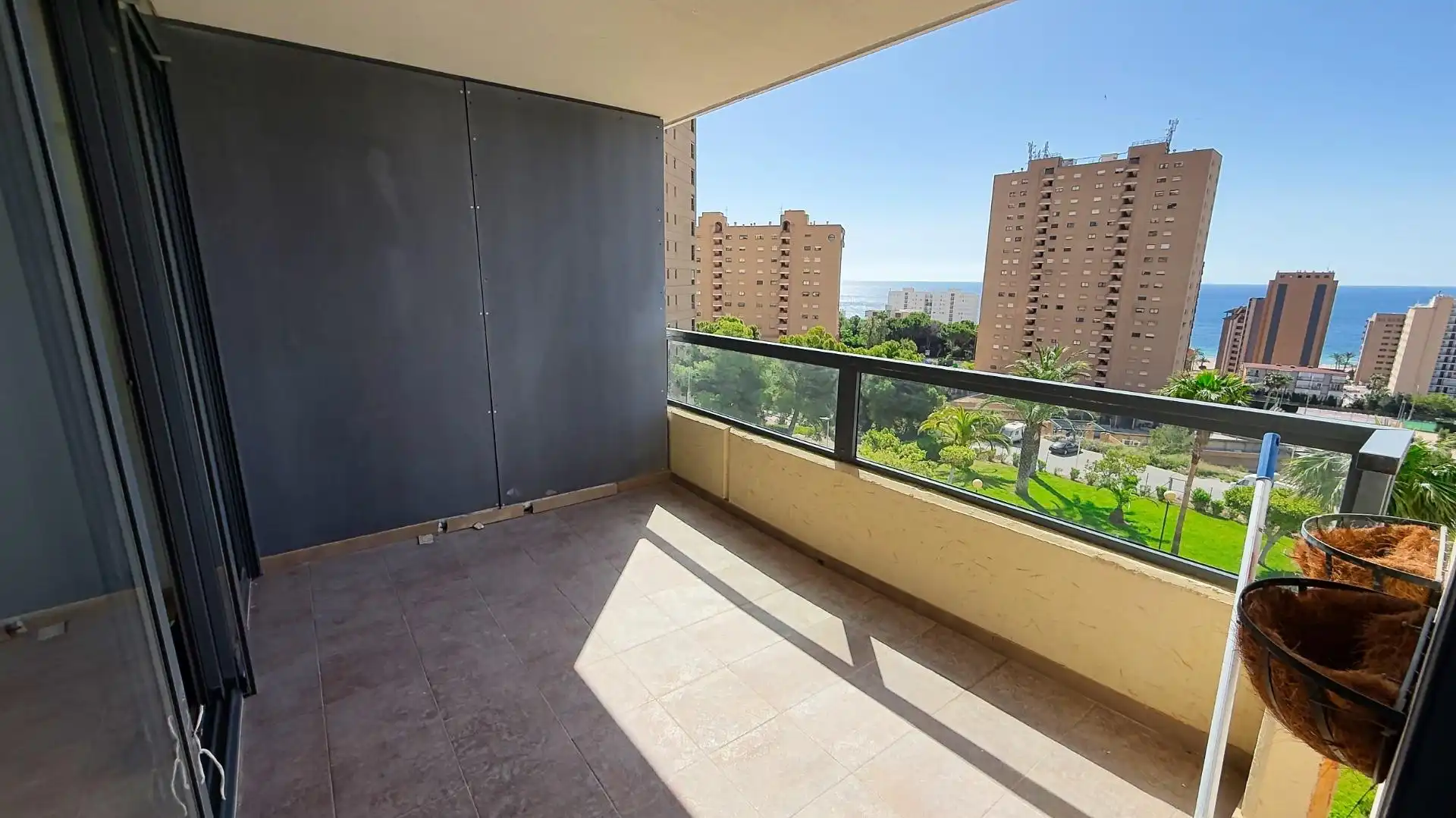 Terraza de Piso en venta en Benidorm con Aire acondicionado, Jardín privado y Terraza