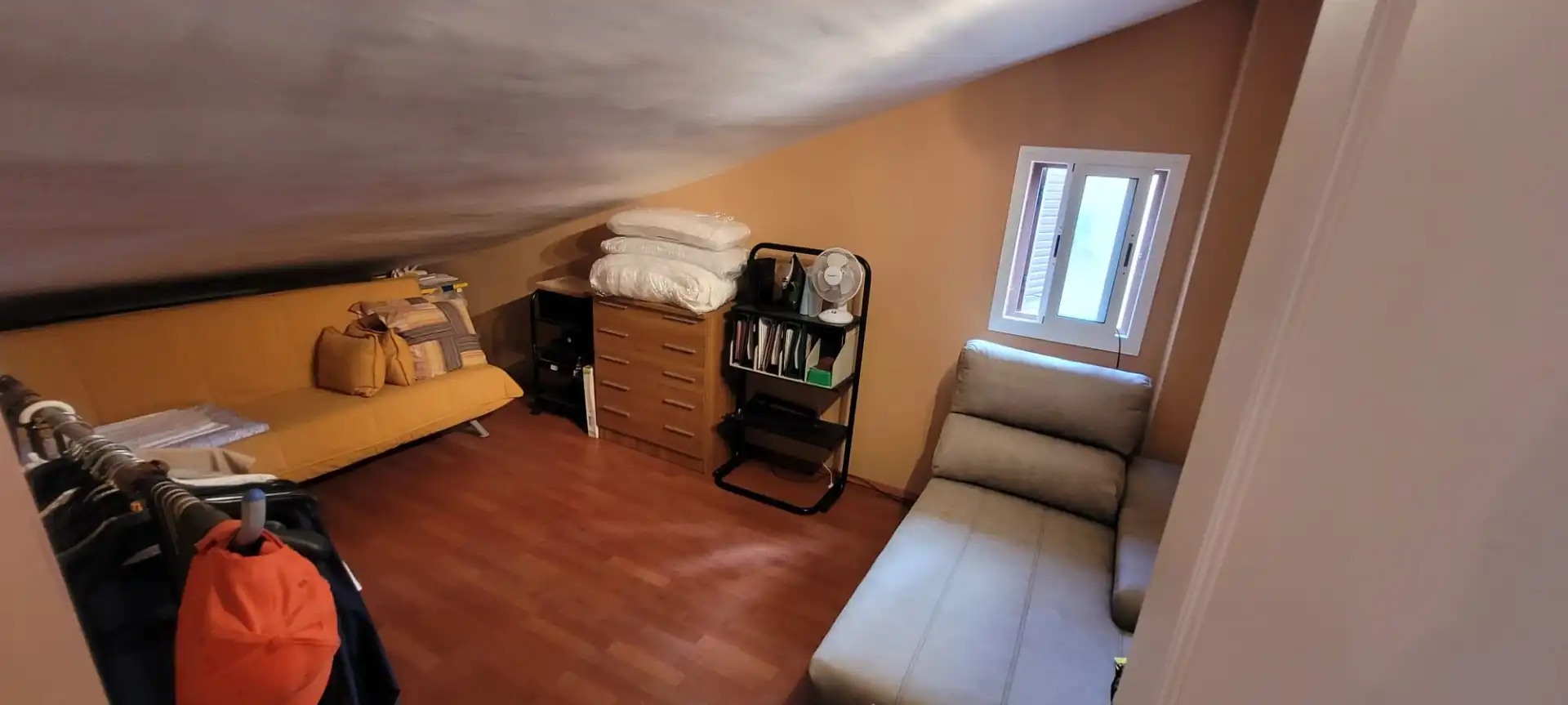 Dormitori de Casa adosada en venda en Los Barrios amb Aire condicionat, Jardí privat i Terrassa